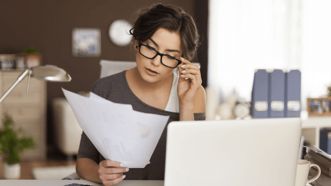 Como fazer relatórios financeiros de mensalidades?